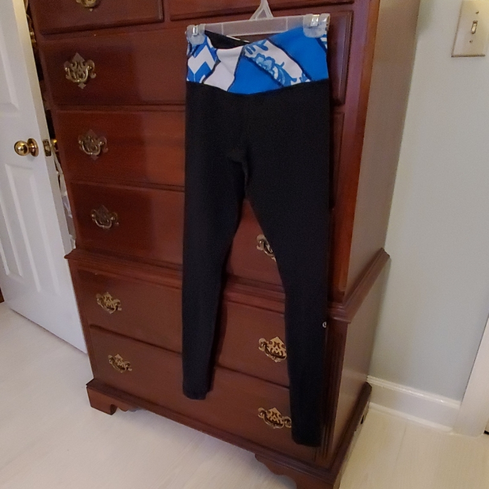 Womens Lululemon Athletica leggings small